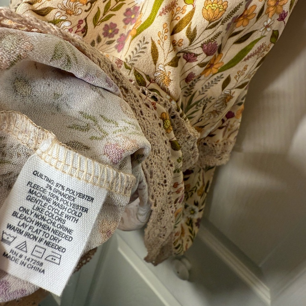 Simply Southern Preppy Tan Floral Field Smocked Dress‎ - Picture 7 of 7